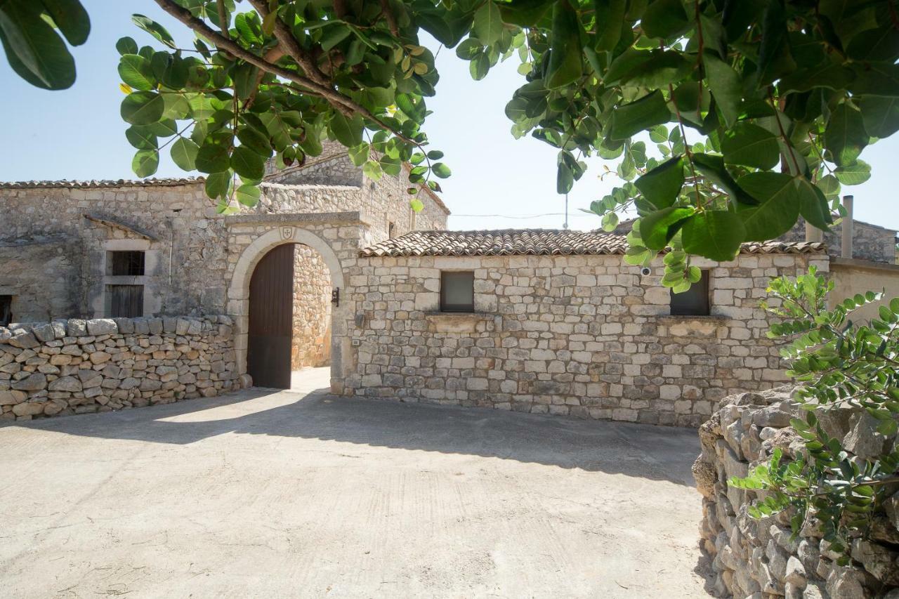 Casale Del Coccio Guest House Scicli Exterior photo