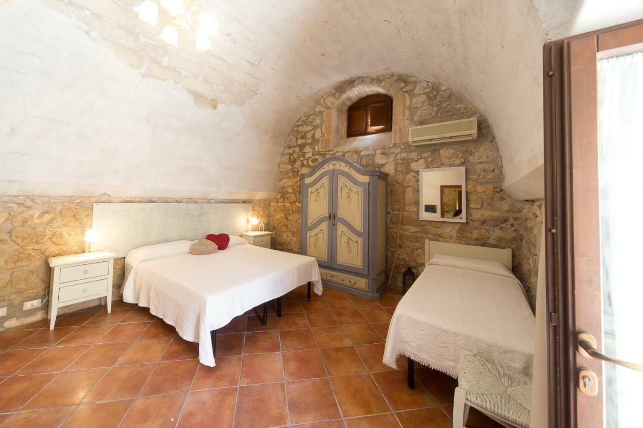 Casale Del Coccio Guest House Scicli Exterior photo