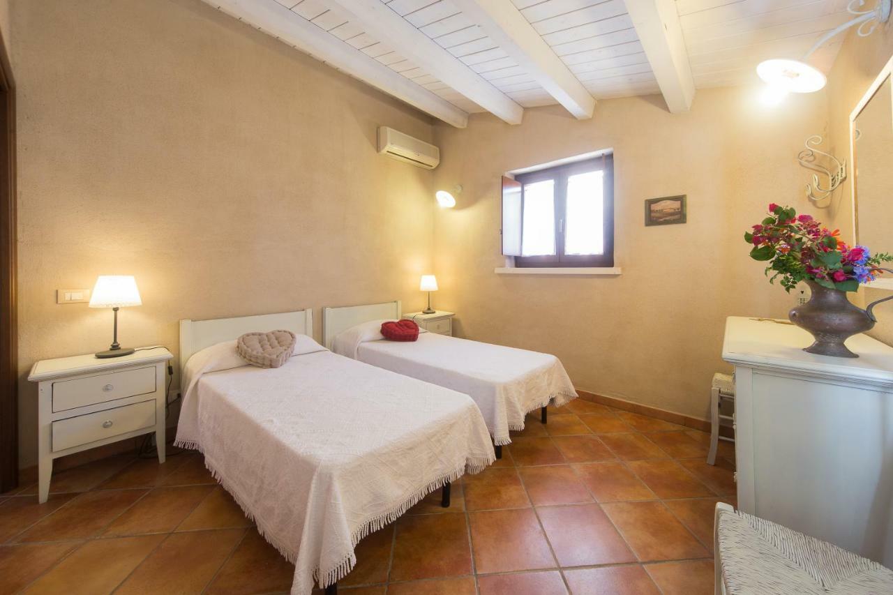 Casale Del Coccio Guest House Scicli Exterior photo